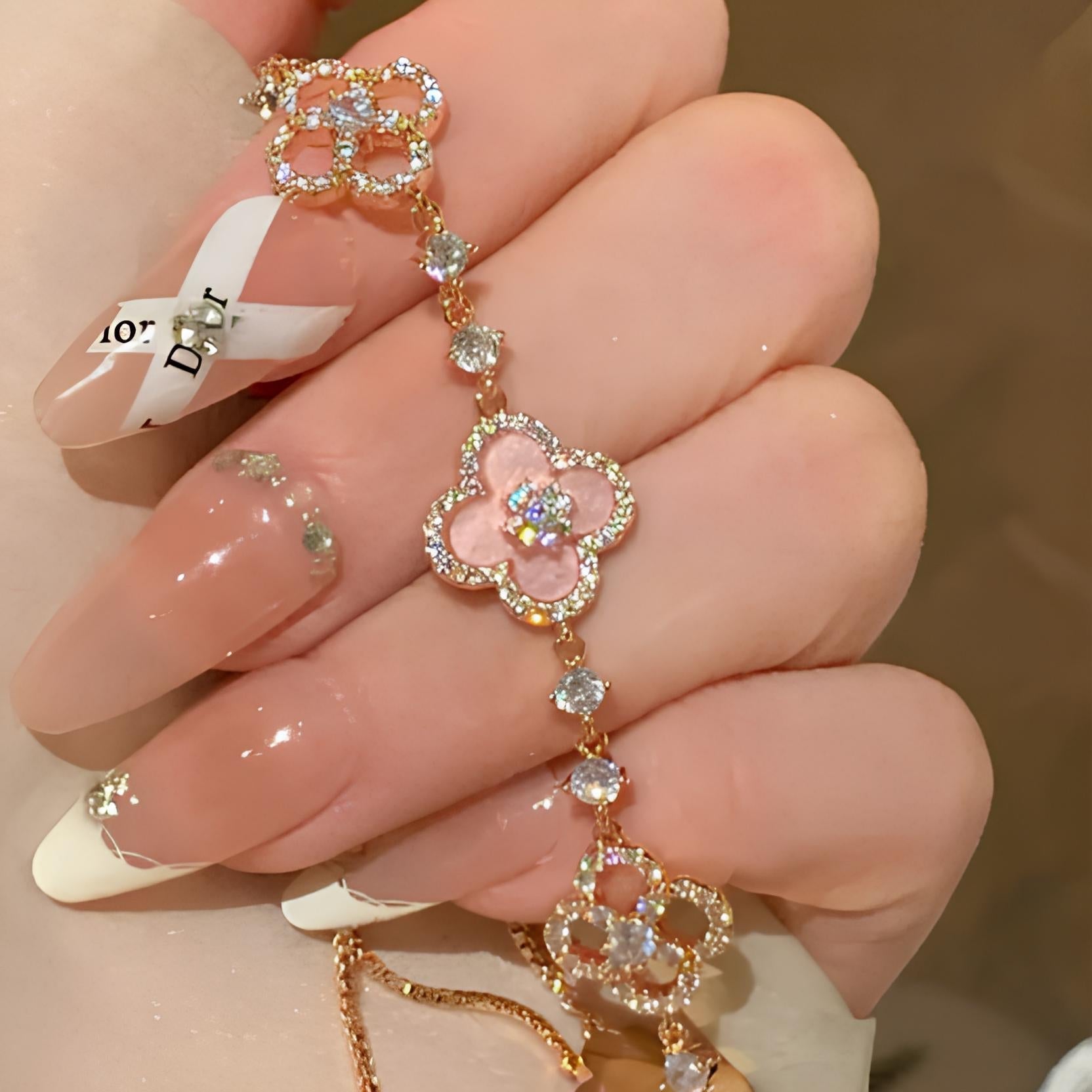 Saralife Sakura Cleef